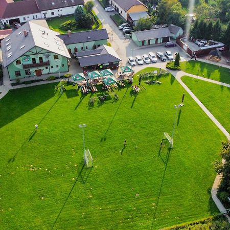 Jilešovice Restaurace A Penzion Kamenec מראה חיצוני תמונה