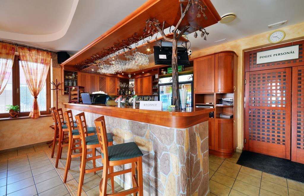 Jilešovice Restaurace A Penzion Kamenec מראה חיצוני תמונה