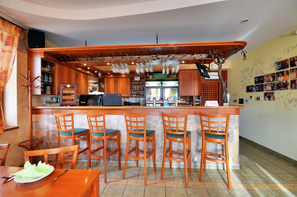 Jilešovice Restaurace A Penzion Kamenec מראה חיצוני תמונה